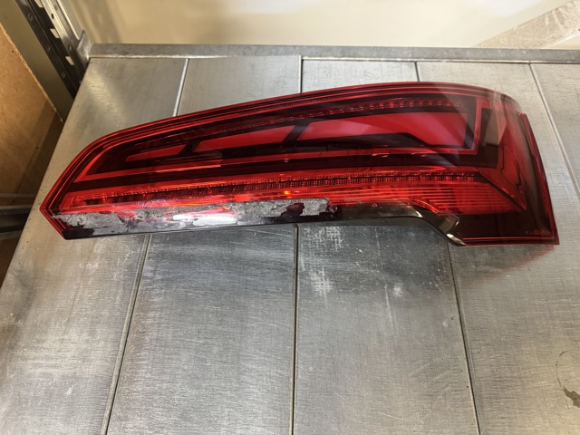 80A945076C VAG Задний фонарь купить в Винница