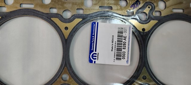 Прокладка ГБЦ правая 05038280AE CHRYSLER