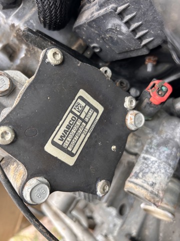 Вакуумный насос 05047967AB CHRYSLER