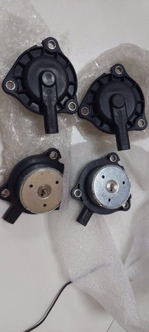  Клапан положения распредвала 05048045AB CHRYSLER