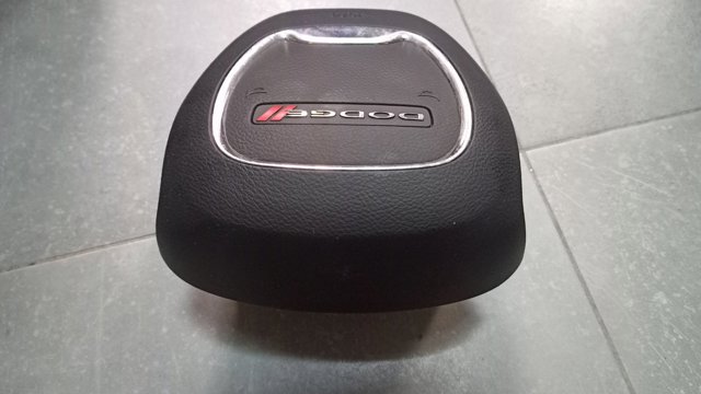 Airbag в мультируль 5ZD021X9AB CHRYSLER