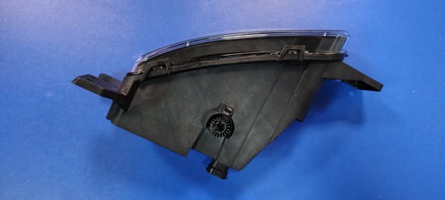 68275510AC CHRYSLER Фара противотуманная правая купить в Одесса
