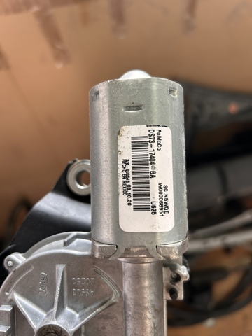 Моторчик заднего стеклоочистителя DS7317404BA FORD