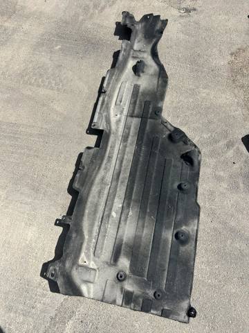 FORD L1MZ7811782C Защита днища правая в наличии Каменское