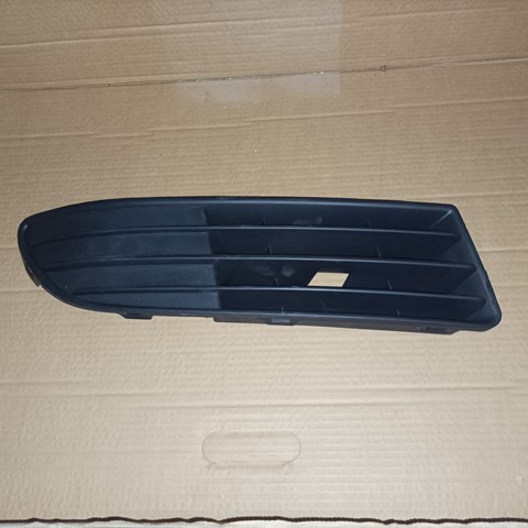 KH9507998 Решетка радиатора купить Каменское