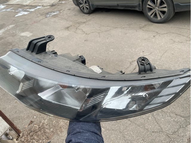 HYUNDAI 921011M010 Фара левая в наличии Ужгород