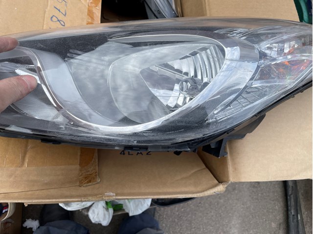 921013X020 HYUNDAI Левая фара купить в Сумы