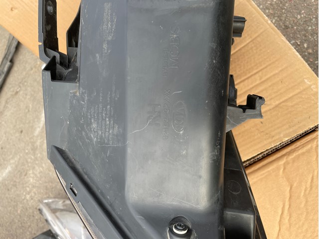 921022P630 HYUNDAI Правая фара купить в Каменское
