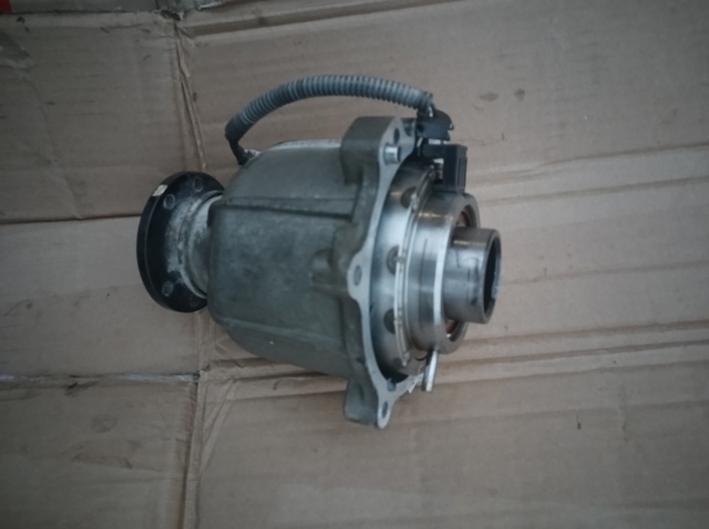 2761079J00 SUZUKI купить в Черновцы