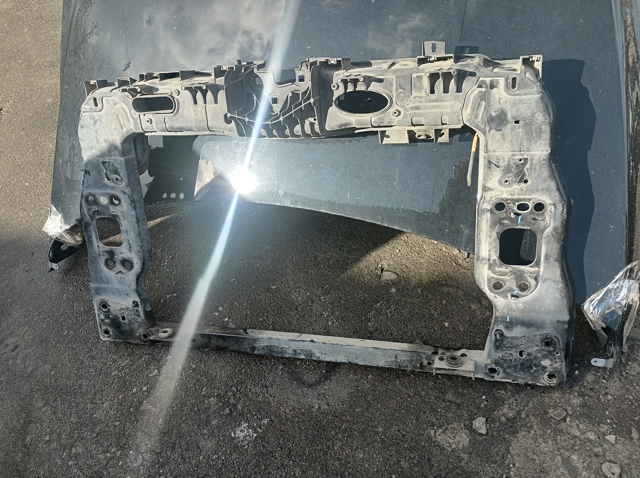 FIAT 51883531 Рамка радиатора в наличии Каменское