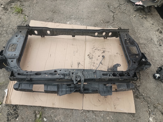 641011W001 HYUNDAI Рамка радиатора купить в Одесса