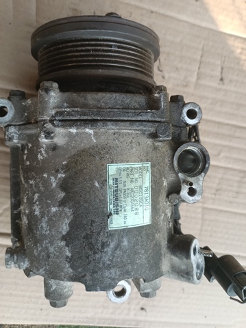 Компрессор системы кондиционирования 7813A010 MITSUBISHI