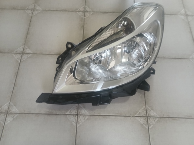 RENAULT 8200459824 Фара левая в наличии Ирпень