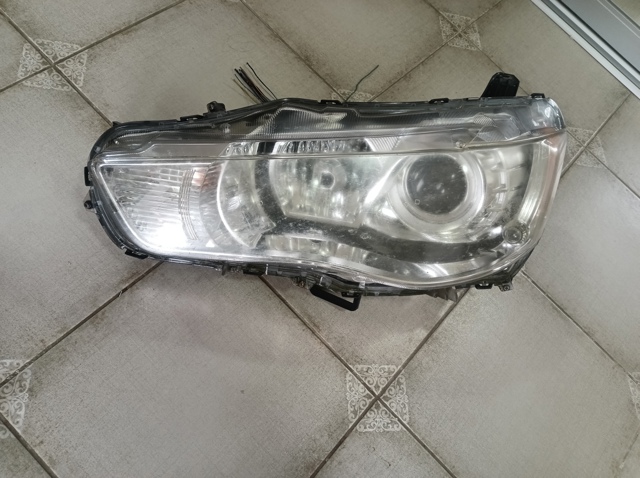 8301C411 MITSUBISHI Фара левая купить в Павлоград