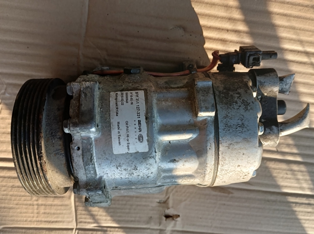 8FK351127331 HELLA Компрессор кондиционера купить в Киев