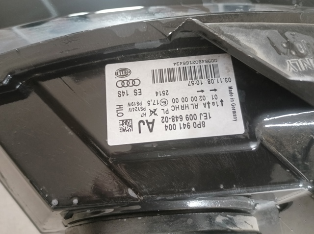 8P0941004 VAG Правая фара купить в Украина