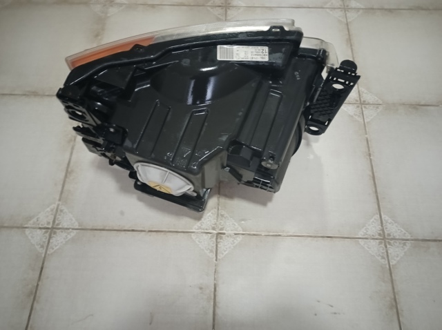 XBC500412 LAND ROVER Левая фара купить в Винница