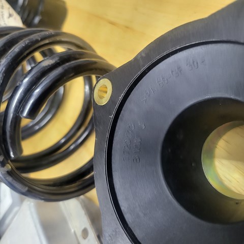 BMW 11531720173 Корпус термостата в наличии Полтава