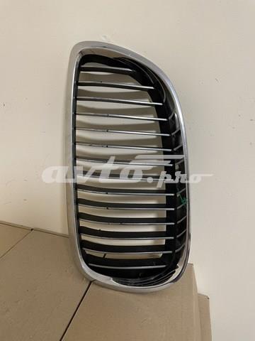 Решетка радиатора левая 22405910 BMW