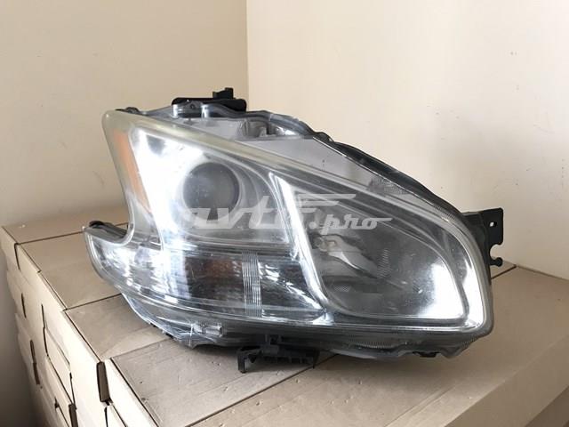 Фара правая 260109N00A NISSAN