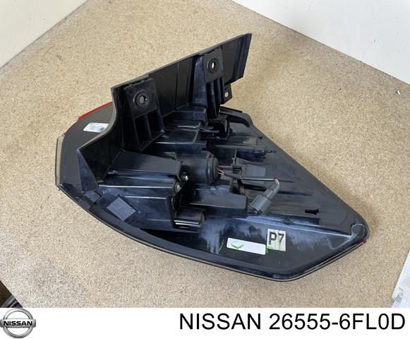 Задняя левая внешняя фара 265556FL0D NISSAN