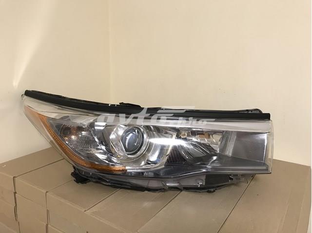 Фара правая 811100E180 TOYOTA