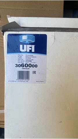 Воздушный фильтр 3060000 UFI