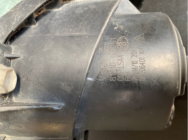 Фара противотуманная, правая 812100D041 TOYOTA