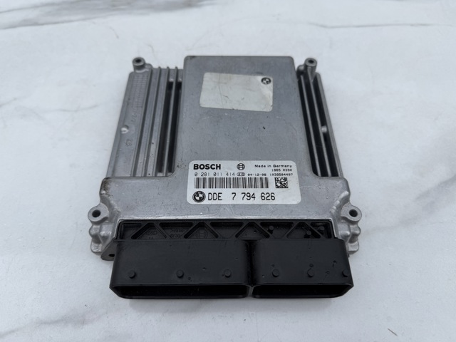 Компьютер двигателя 0281011414 BOSCH