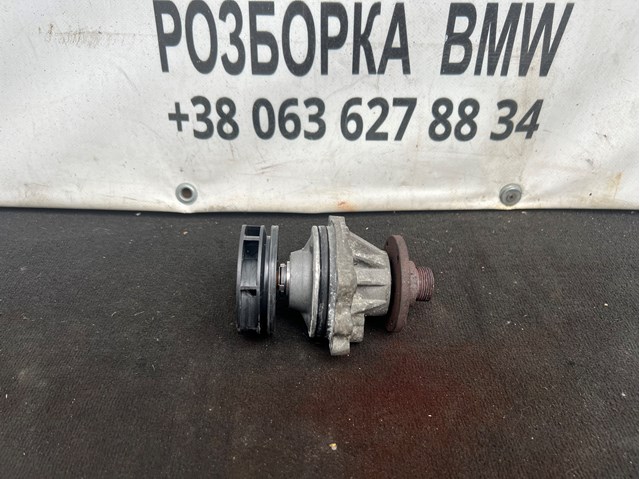 11517509985 BMW Помпа водяная (насос) охлаждения купить в Ровно