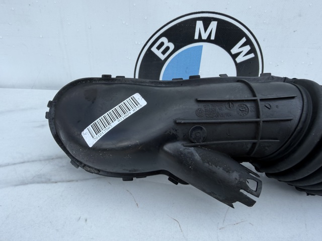 BMW 13717804846 Патрубок воздушный, расходомера воздуха в наличии Николаев