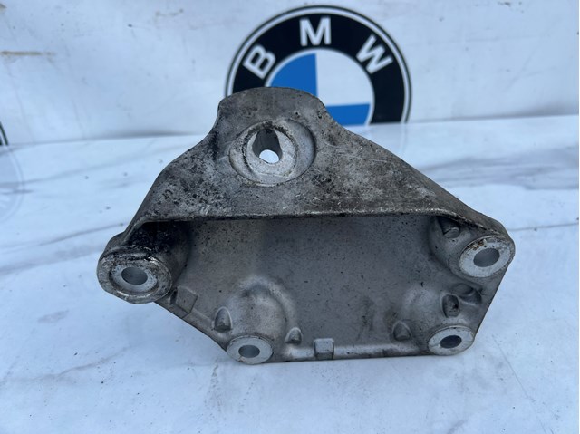 BMW 22116768521 Кронштейн подушки (опоры) двигателя левой в наличии Ужгород
