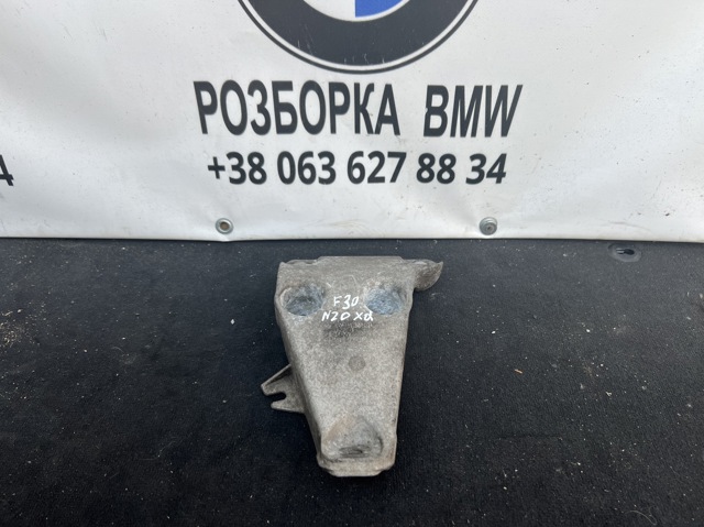 BMW 22116784823 Кронштейн подушки (опоры) двигателя левой в наличии Ровно
