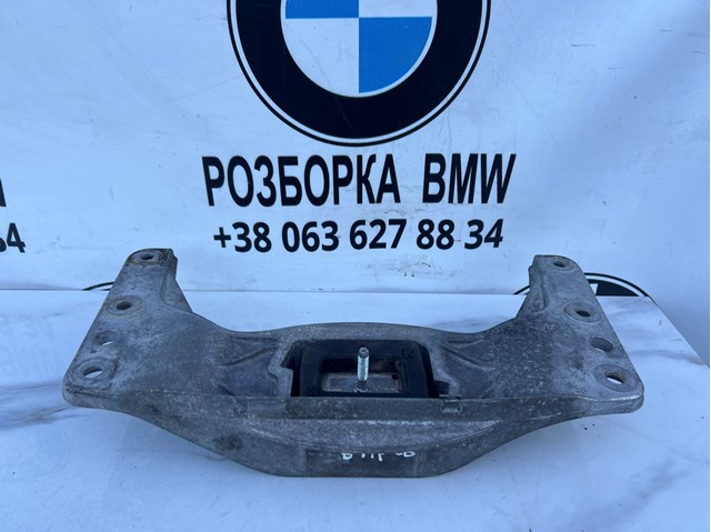 Крепление кпп 22316761106 BMW