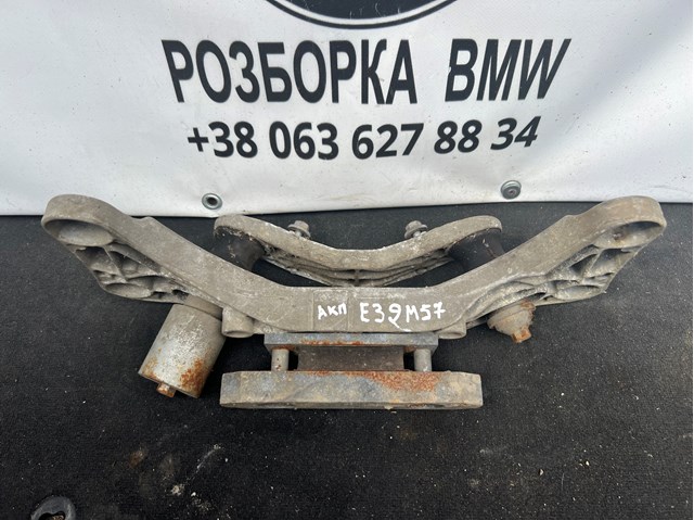 Балка крепления коробки передач 22321096106 BMW