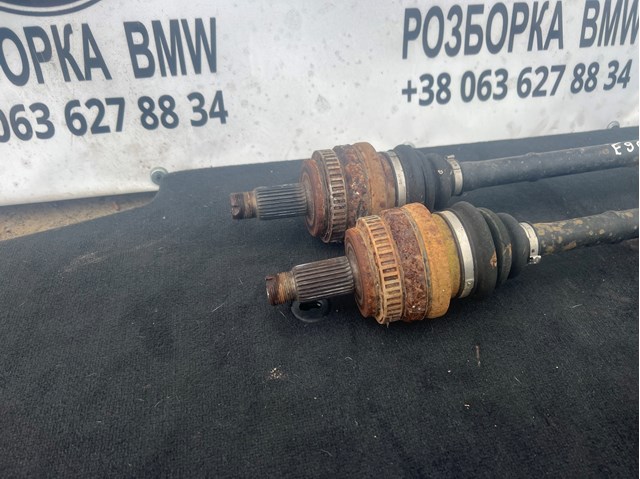 33217533446 BMW Полуось задняя правая купить в Львов