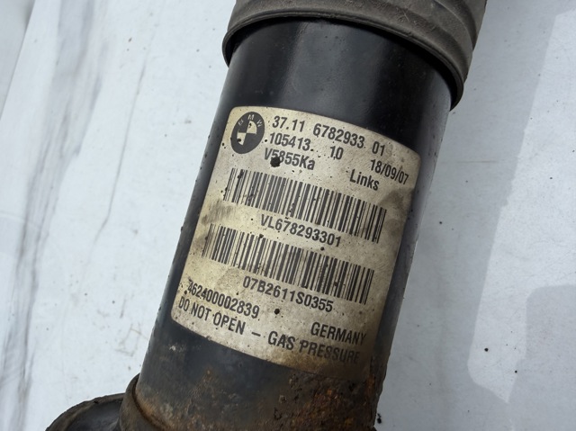Стойка передняя левая 37116782933 BMW