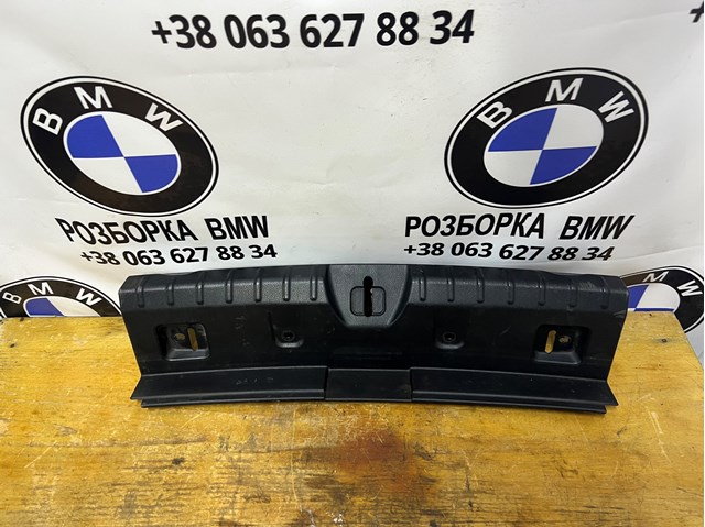 Накладка перегородки 51477221868 BMW