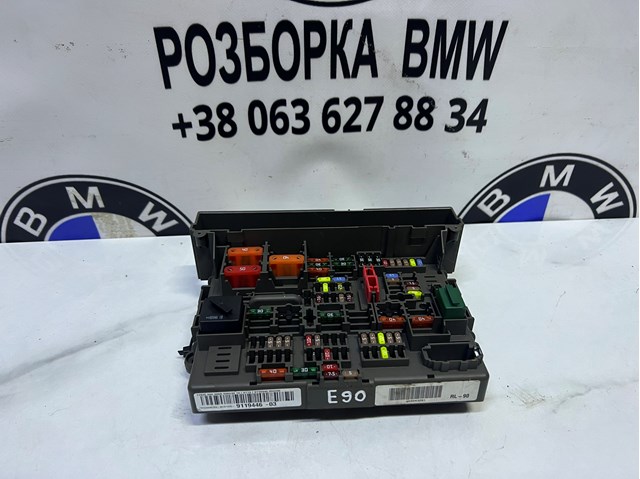Монтажный блок предохранителей 9119446 BMW