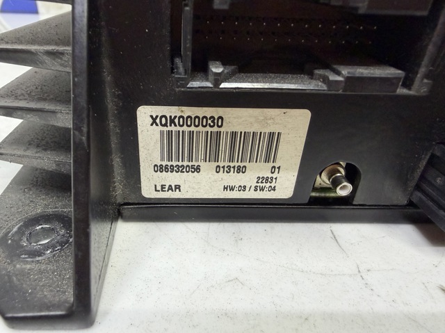 XQK000030 LAND ROVER Усилитель звука аудиосистемы купить в Ирпень