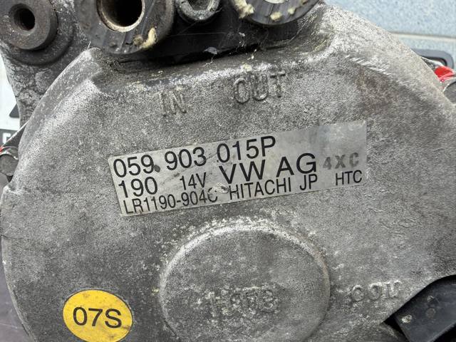 Автомобильный генератор 059903015P VAG