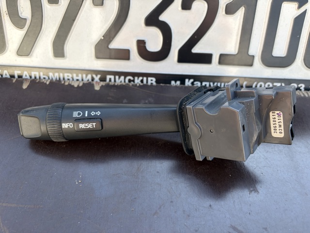 Левый подрулевой переключатель 30658618 VOLVO