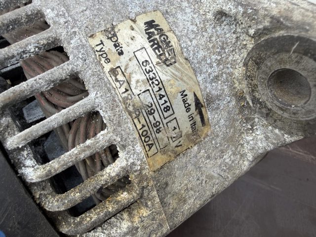 Генератор автомобиля 63321418 MAGNETI MARELLI