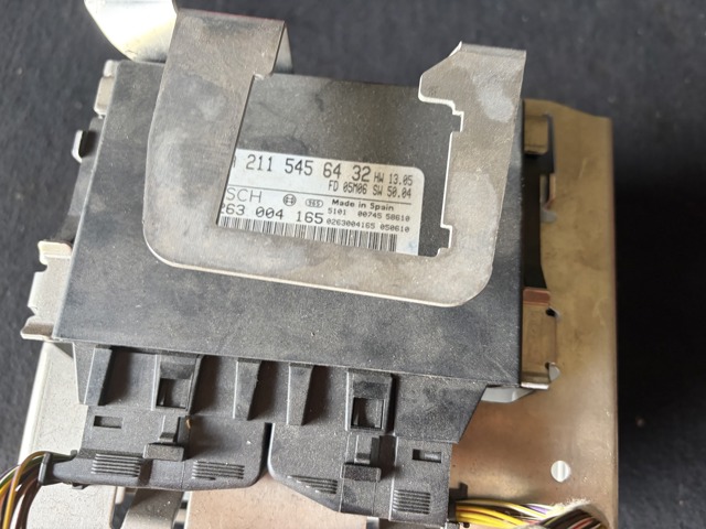Модуль (блок ЭБУ) управления парктроником A2115456432 MERCEDES