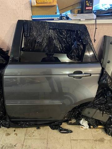 Дверь пассажирская задняя левая LR044229 LAND ROVER