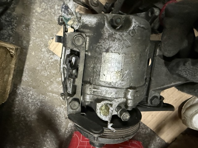 73111FE021 SUBARU Компрессор кондиционера купить в Одесса