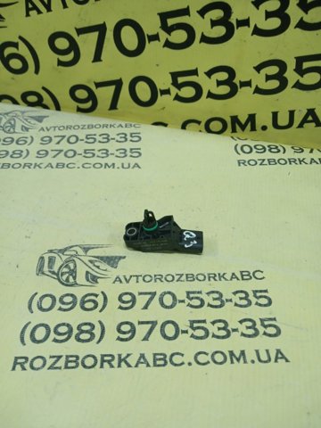 Датчик абсолютного давления в коллекторе 038906051T VAG