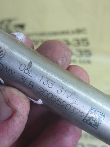 Распределитель топлива 06L133317L VAG