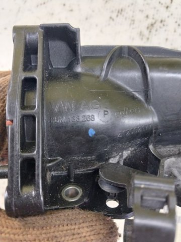 VAG 06M133268P Коллектор впускной правый в наличии Ирпень