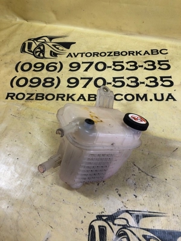 Расширительный бачок охлаждения 164A237012 TOYOTA